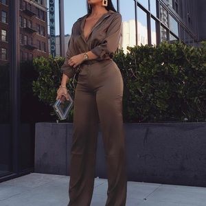 •NWT• JLUXLABEL Olive Perfect Silk Pants